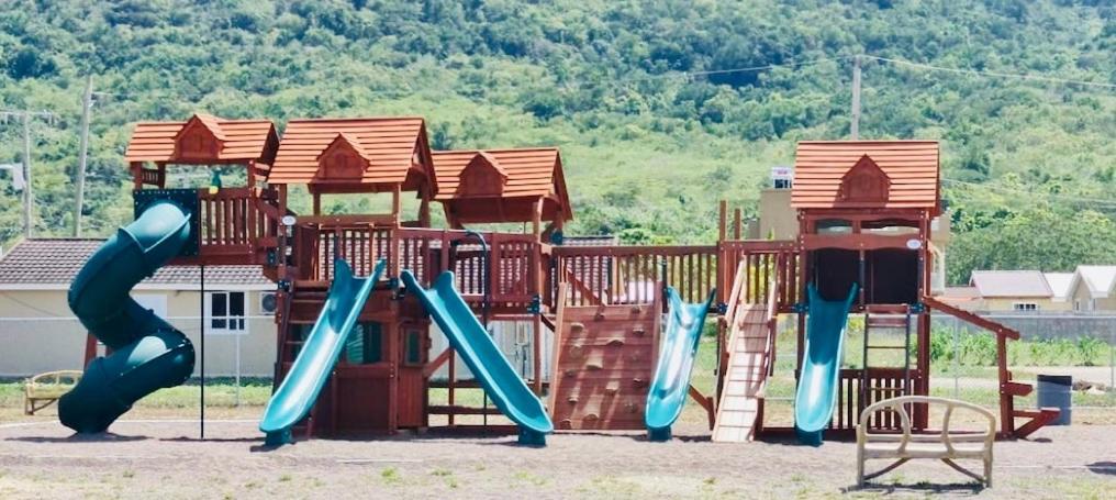 The Rest Stop-B- 15 Min From Airport/24Hrs Security Montego Bay Exteriör bild